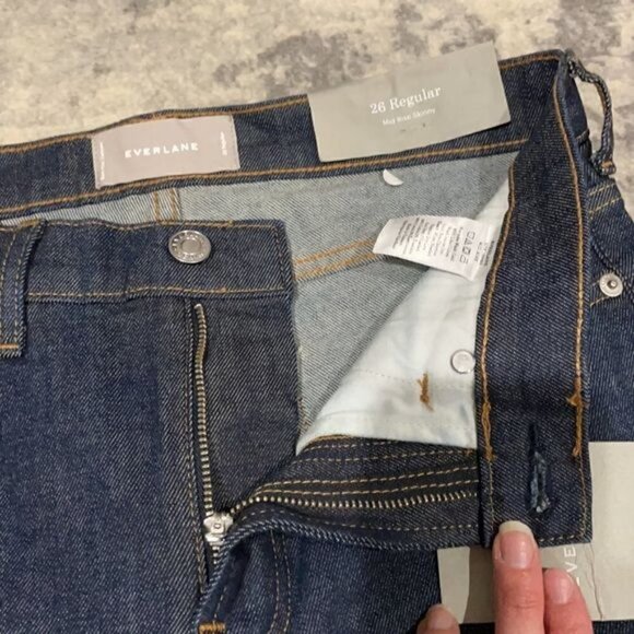 NWT Everlane Mid Rise Skinny Jean in Dark Indigo Casual Everyday Sz 26 - Picture 13 of 16
